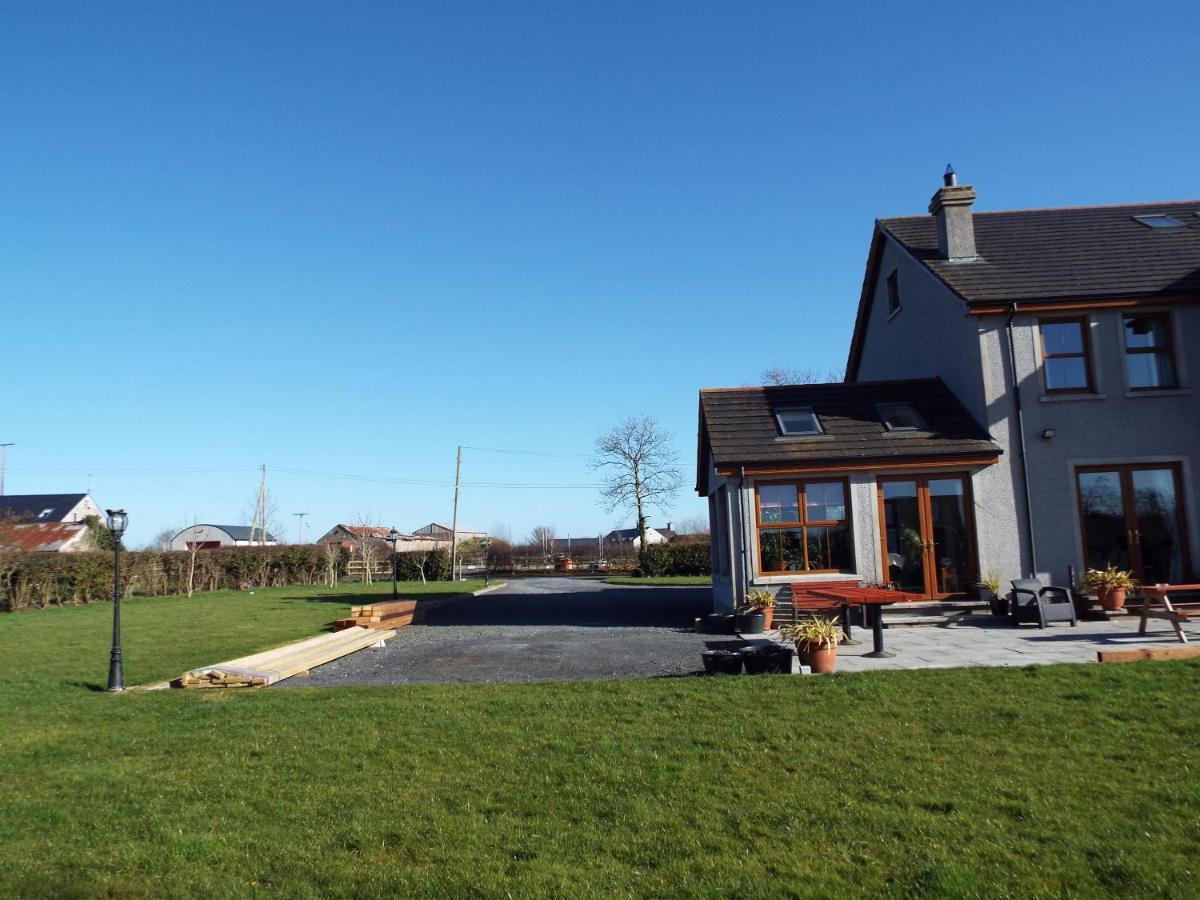 Knockalla Luxury Property With Hot Tub Suitable For Families Portadown Luaran gambar
