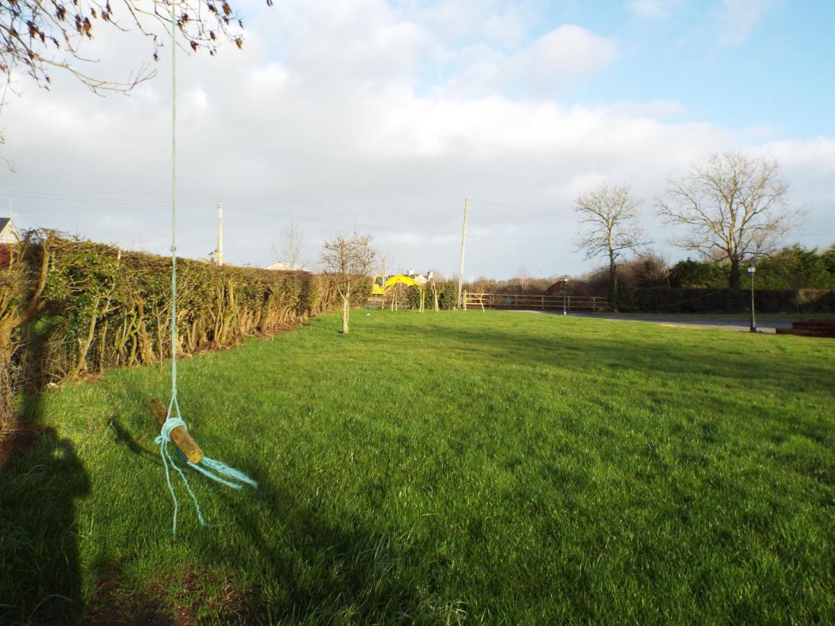 Knockalla Luxury Property With Hot Tub Suitable For Families Portadown Luaran gambar