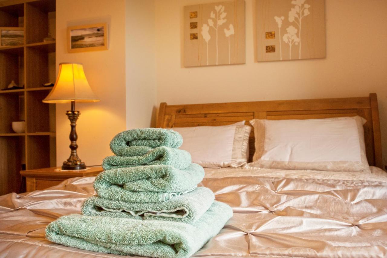 Knockalla Luxury Property With Hot Tub Suitable For Families Portadown Luaran gambar