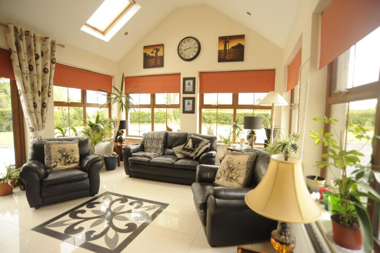 Knockalla Luxury Property With Hot Tub Suitable For Families Portadown Luaran gambar