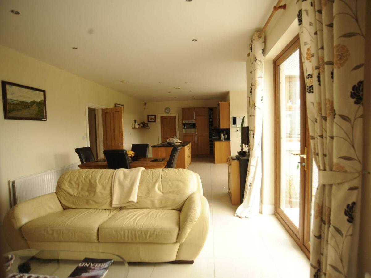 Knockalla Luxury Property With Hot Tub Suitable For Families Portadown Luaran gambar